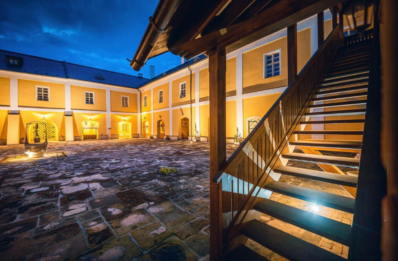 Chateau Rychvald Hotel Exterior photo